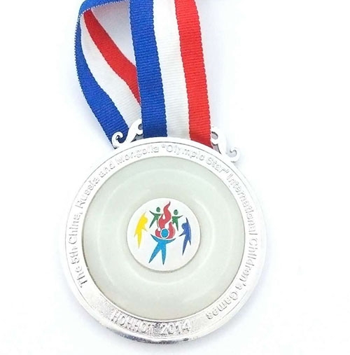 獎牌閃耀徽章定制