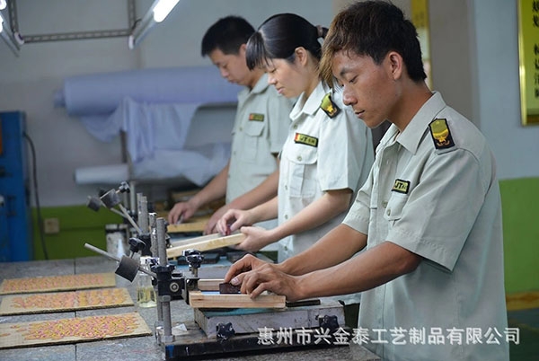 金銀紀念章徽章訂制制作工藝流程應該注意哪些？