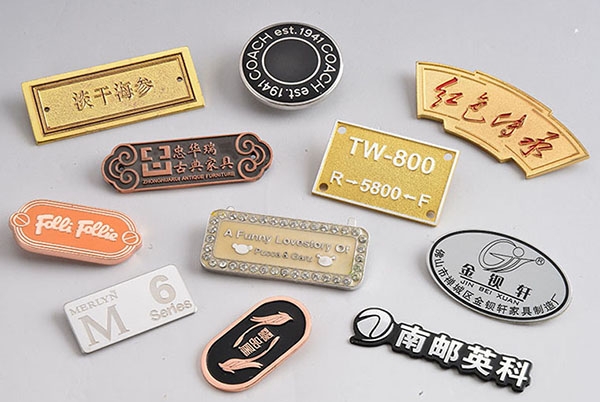 帶你了解徽章訂制琺瑯徽章