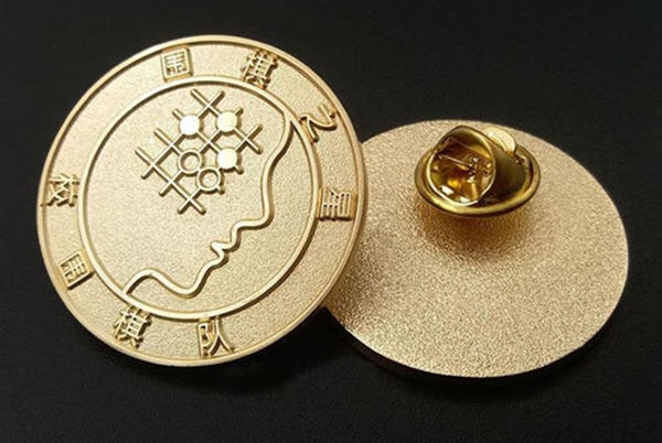 一款金屬定制徽章需要多少錢？