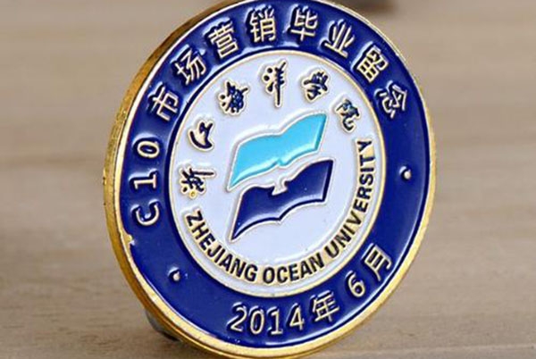 金屬定制徽章設(shè)計(jì)過(guò)程中應(yīng)該注意事項(xiàng)?